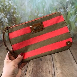 Express Clutch
